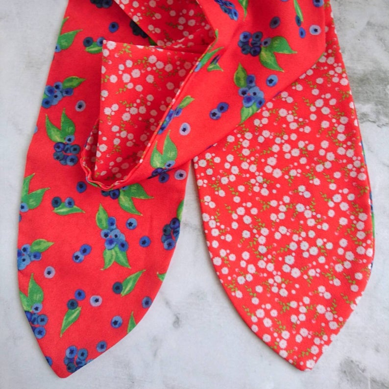 Red Summer Daisy/Blueberries Reversible Headscarf